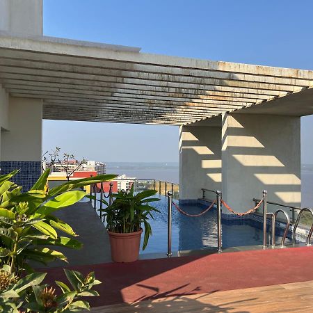 Studio Apt With Rooftop Panoramic Views @ Dabolim Vāsco Da Gāma 外观 照片